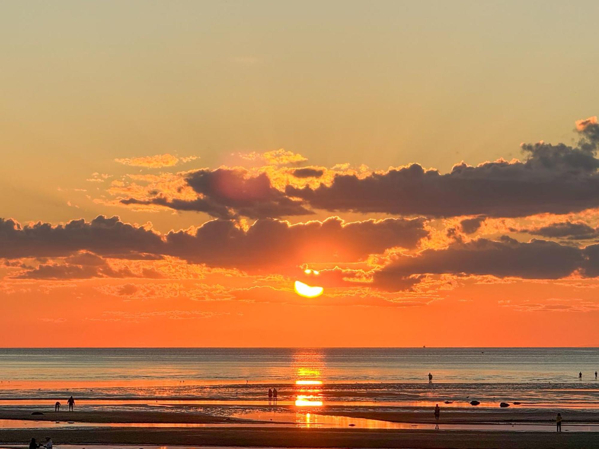 Nauset Beach Inn オーリンズ エクステリア 写真